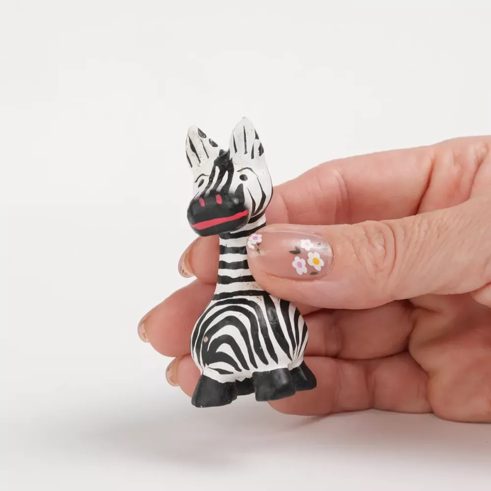 Liten Zebrafigur i Trä