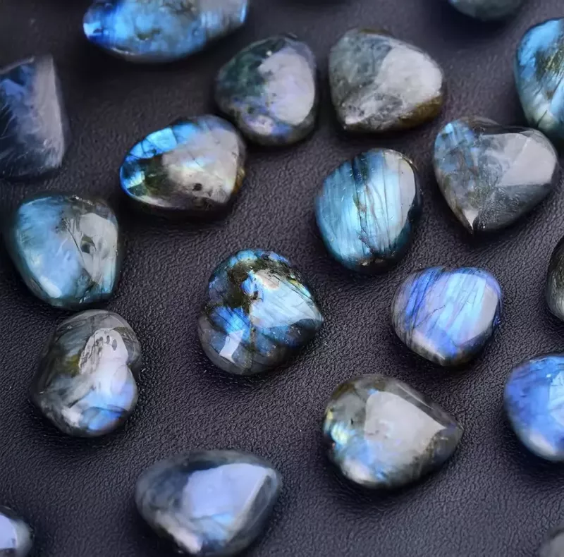 Krystall Hjerte Labradoritt