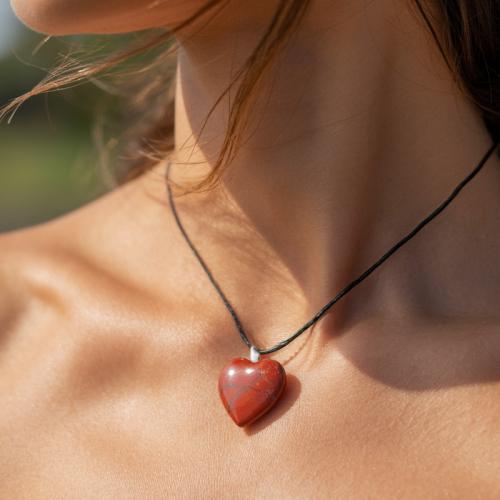 Krystall Hjerte Rød Jaspis Anheng