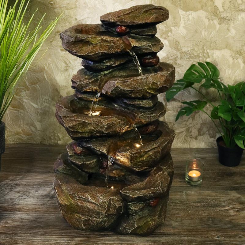 Fontän Berg Vattenfall LED Belysning