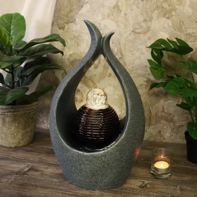 Fontene Abstrakt Glass Ball LED Belysning