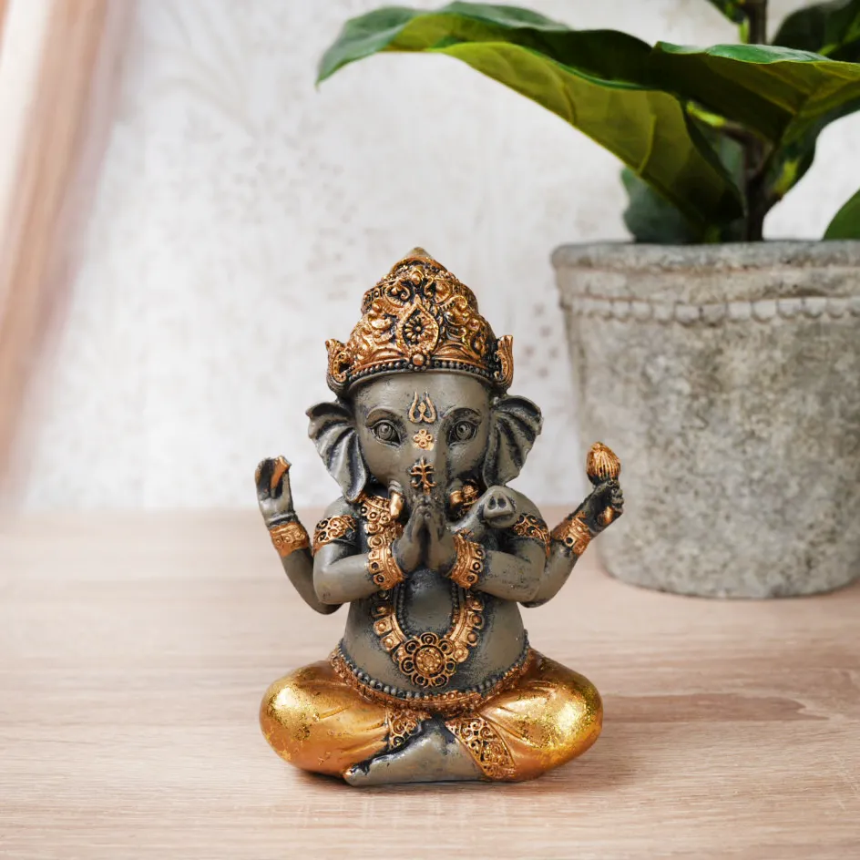 Ganesha Staty Sittande