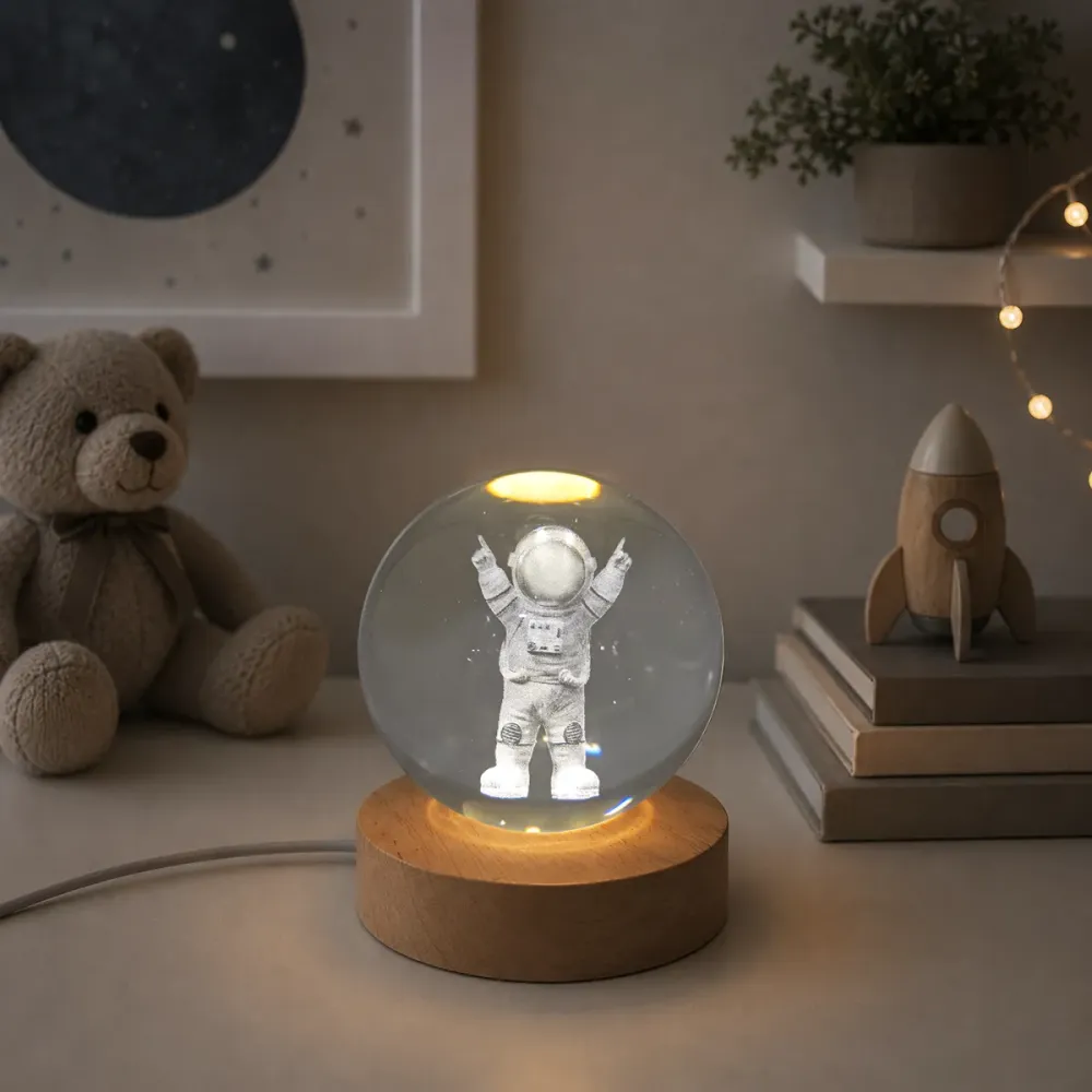 Glaskula Astronaut