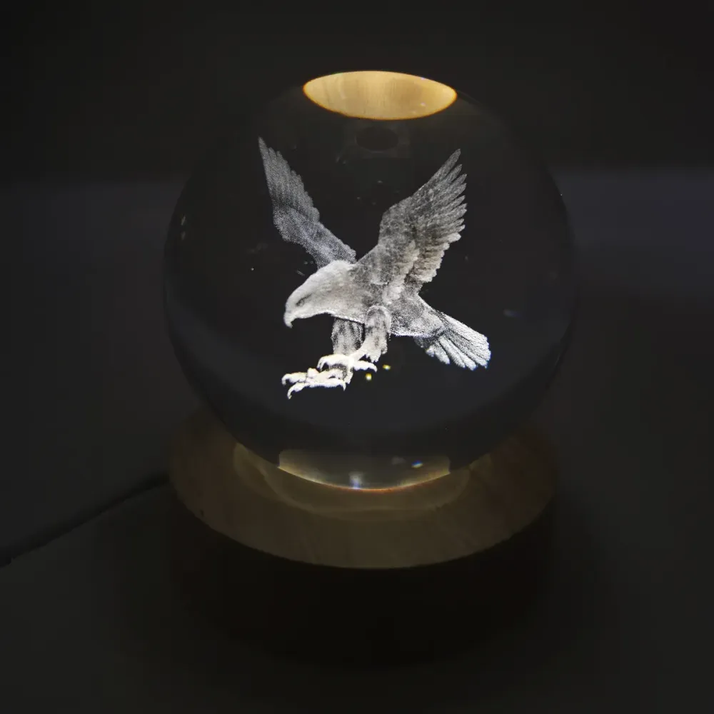 Glaskula Örn