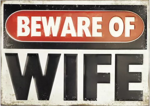 Retro Metallskylt 3D Beware of Wife