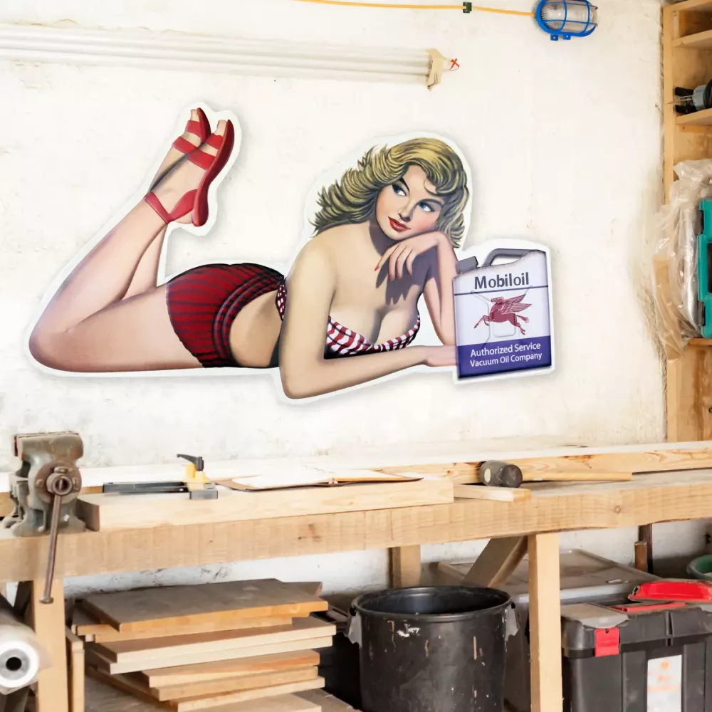 Retro Metallskilt Mobiloil Pin Up