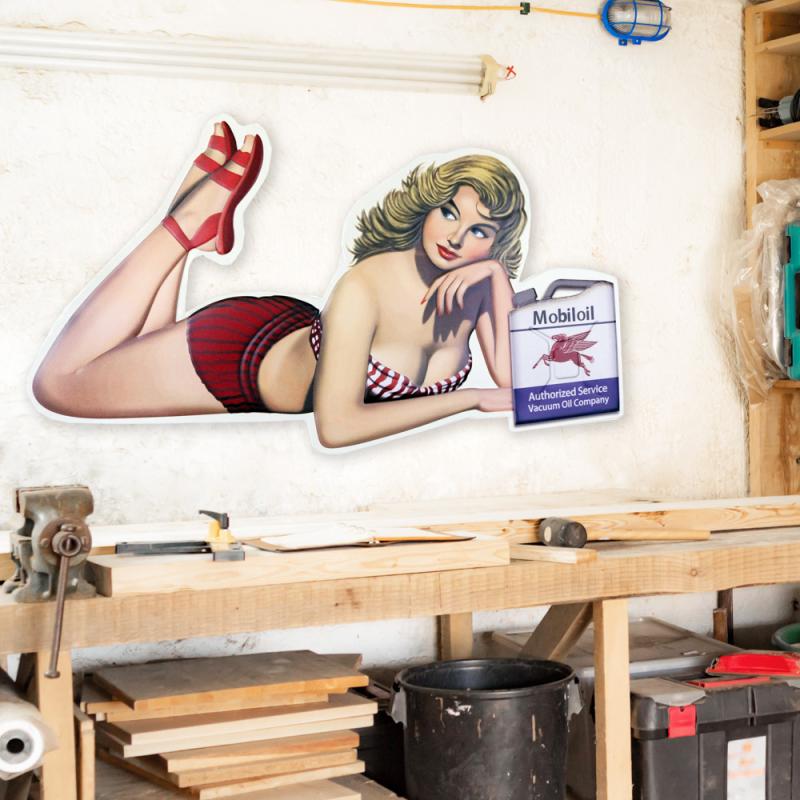 Retro Metallskylt Mobiloil Pin Up