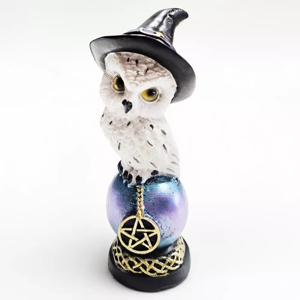 Ugle Statue Pentagram
