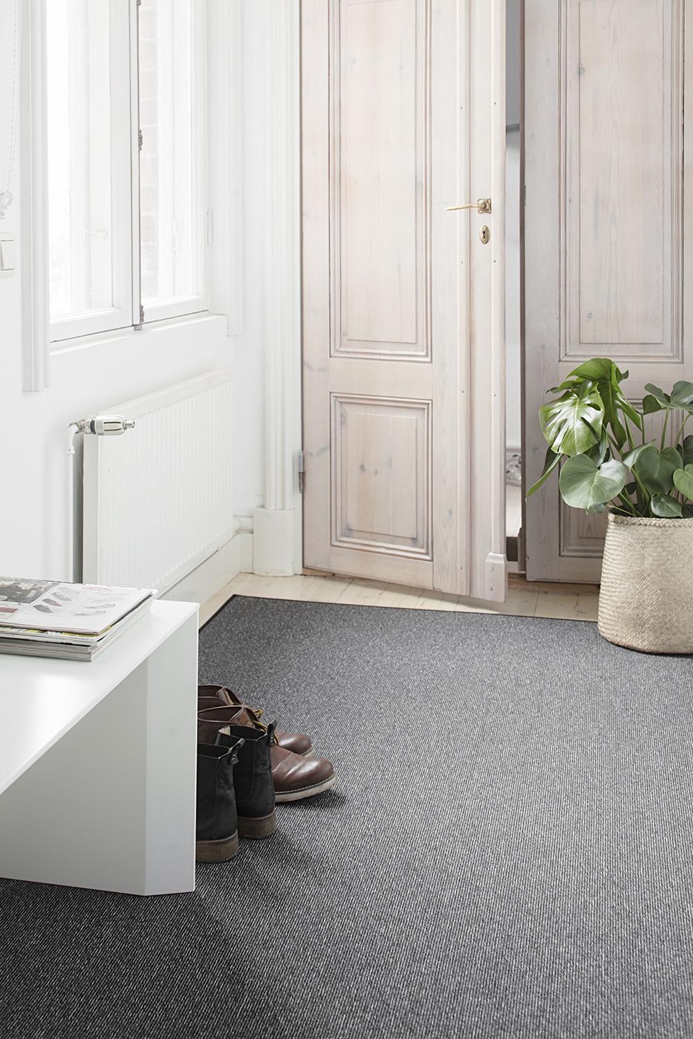 Balanssi Dark Grey