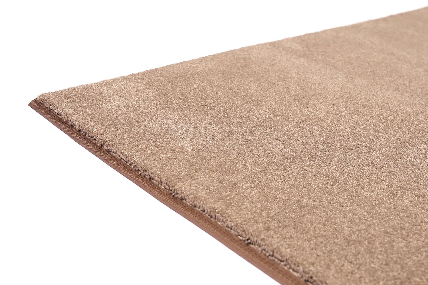 Puuteri Brown