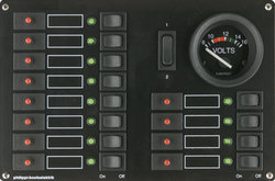 100SÄKRPANEL 12ST LIGGANDE 12V