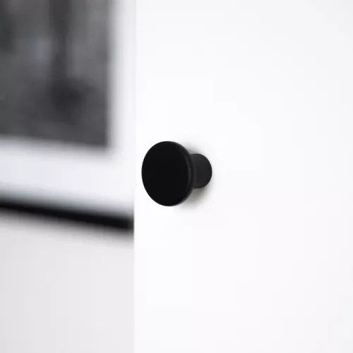 Knob Dot Black