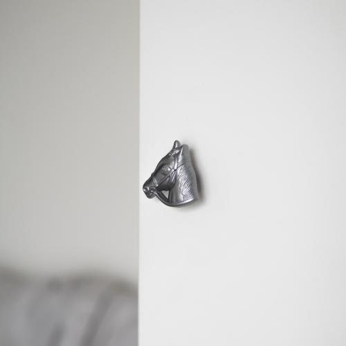 Knopp Hästhuvud Barnrum