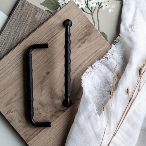 Leather handle Black Black Leather wrapped