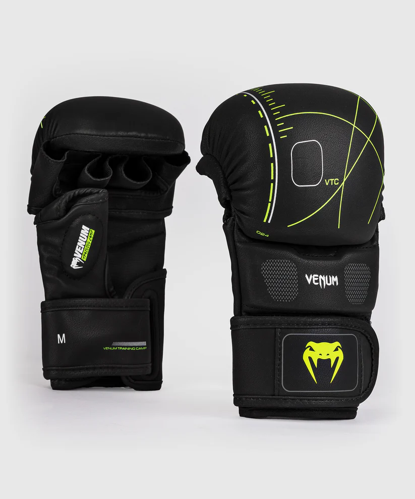VENUM: TRAINING CAMP 4.0 MMA SPARRING GLOVES - BLACK/NEON GREEN