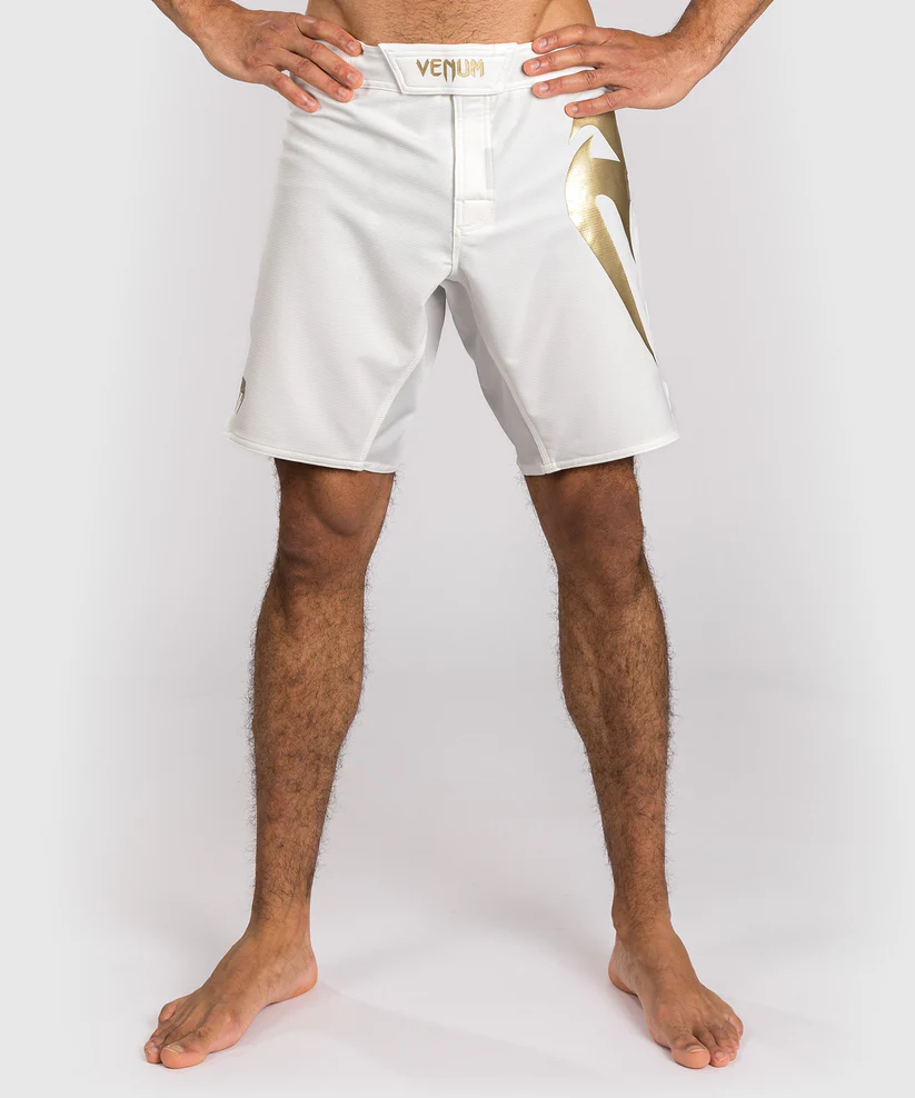 新品タグ付き！Venum Light 5.0 ファイトショーツ ホワイト L VENUM: LIGHT 5.0 FIGHTSHORT - WHITE/GOLD