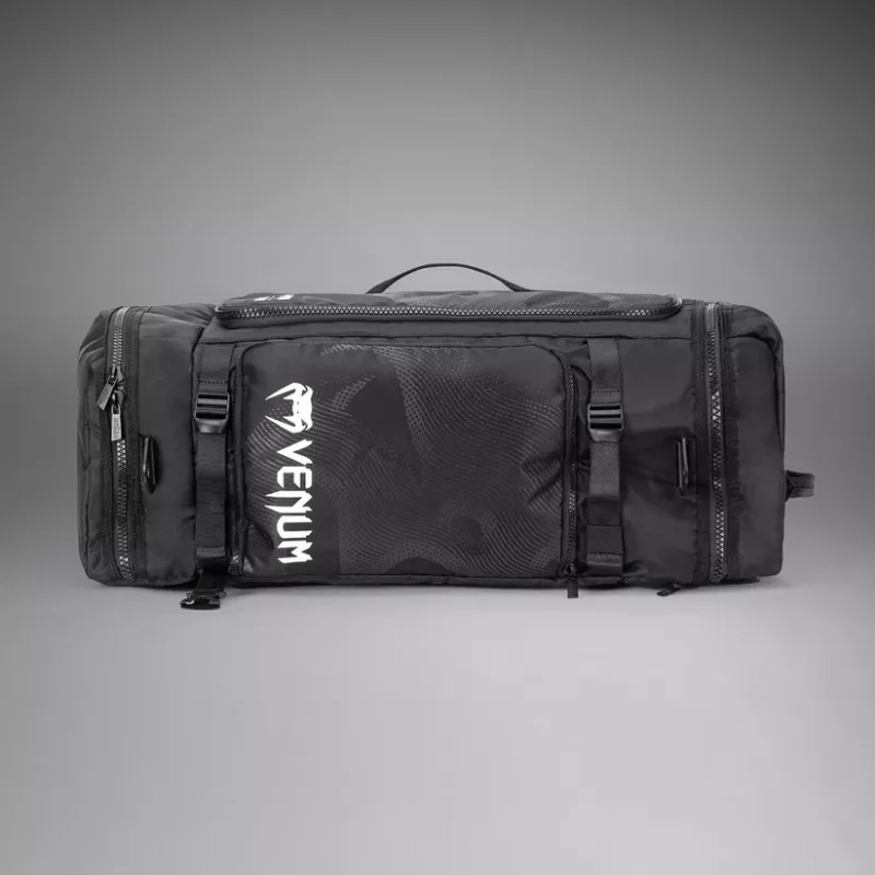VENUM: SHOCKWAVE CONVERTIBLE SPORTS BAG 60L - SVART