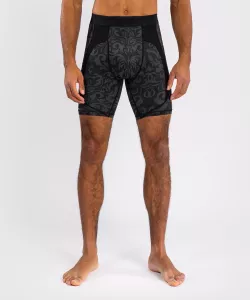 VENUM: x ILIA TOPURIA UNMATCHED VALE TUDO SHORTS - SVART/GULD