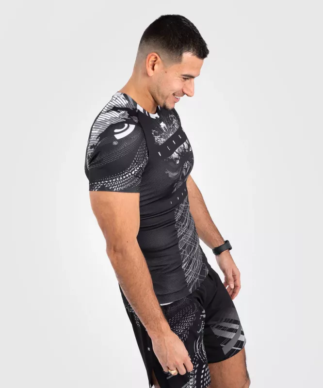 VENUM: GORILLA JUNGLE RASHGUARD KORTÄRMAD - SVART/VIT