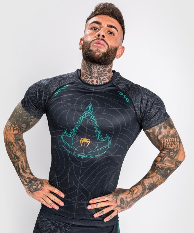 VENUM: ASSASSIN'S CREED RELOADED RASHGUARD - KORTÄRMAD - SVART