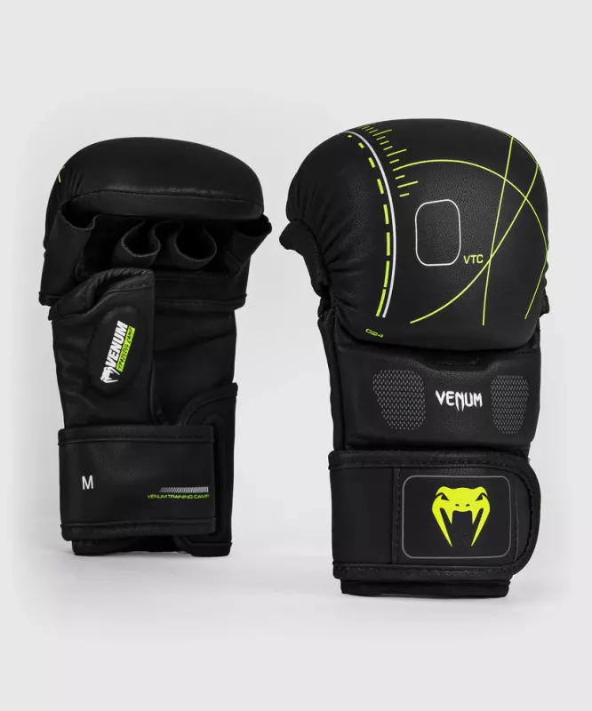 VENUM: TRAINING CAMP 4.0 MMA SPARRING GLOVES - SVART/NEONGRÖN