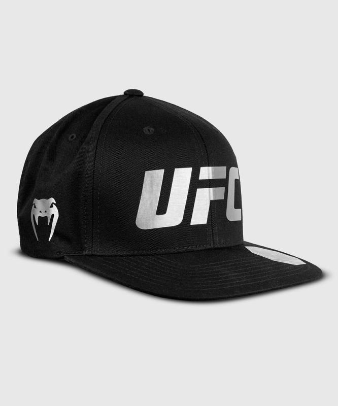 VENUM: UFC ADRENALINE AUTHENTIC FIGHT NIGHT BASEBALL KEPS - SVART
