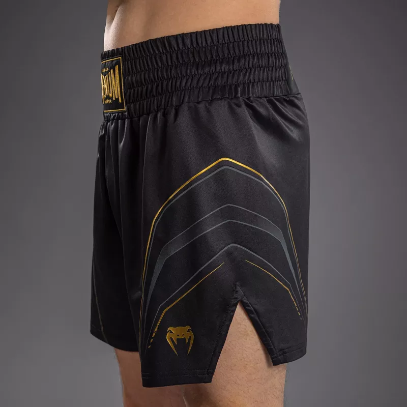 VENUM: STREAMLINE BOXING SHORTS - SVART / GULD
