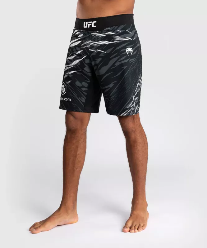 VENUM: UFC FUSION AUTHENTIC FIGHT NIGHT MEN'S FIGHT SHORTS - LONG FIT - SVART