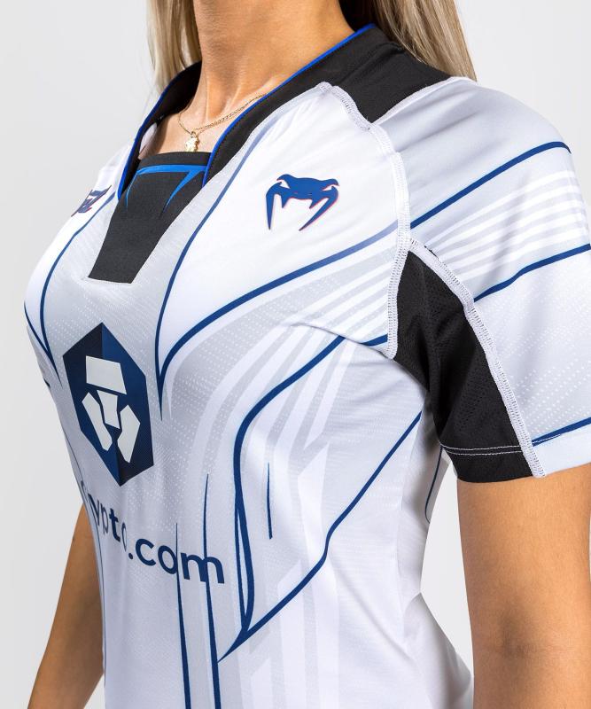 VENUM: UFC AUTHENTIC FIGHT NIGHT 2.0 WOMEN'S WALKOUT JERSEY - VIT/BLÅ