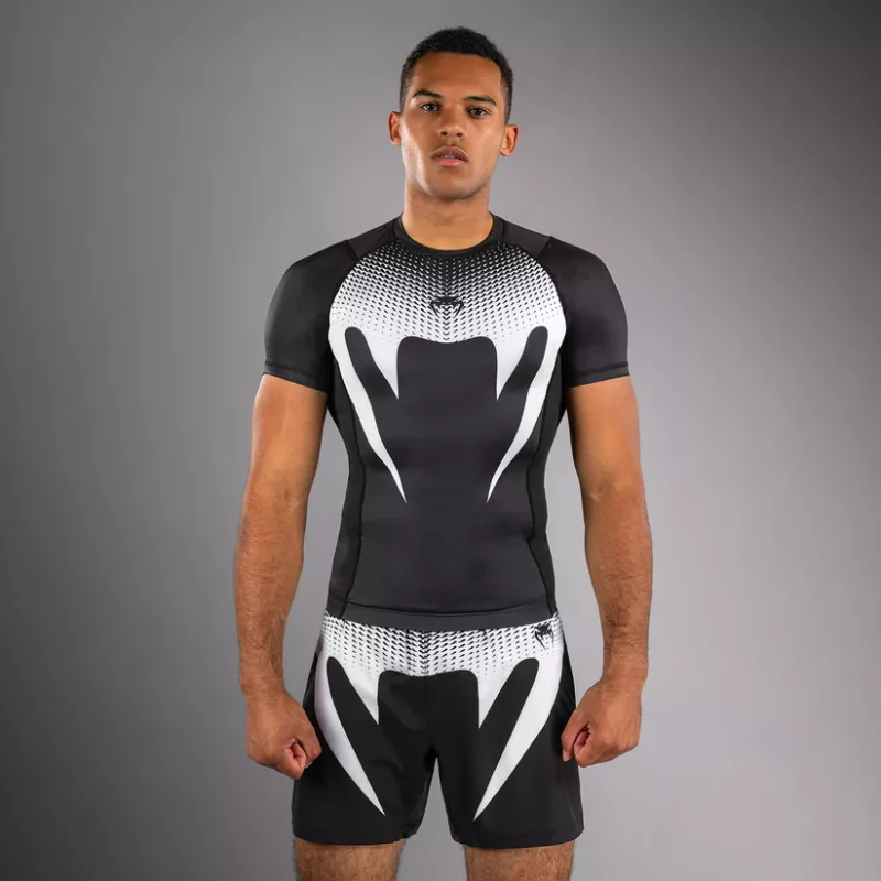 VENUM: NO GI RASHGUARD - SVART/VIT