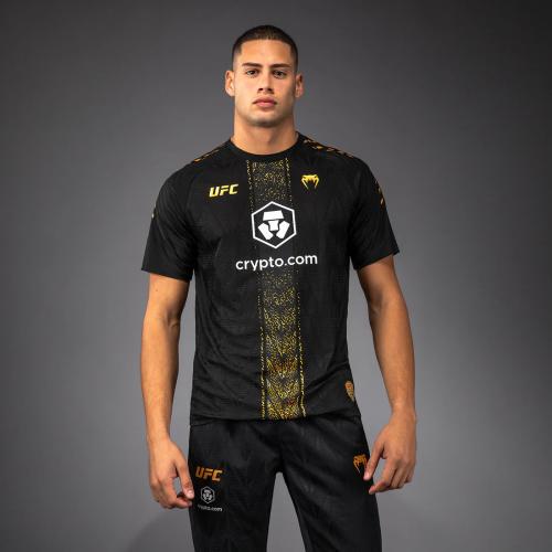 VENUM: UFC ZENITH AUTHENTIC FIGHT NIGHT JERSEY - SVART/GULD