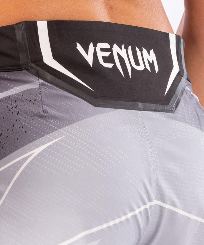 VENUM: UFC AUTHENTIC FIGHT NIGHT WOMEN'S SHORTS - KORT FIT - VIT
