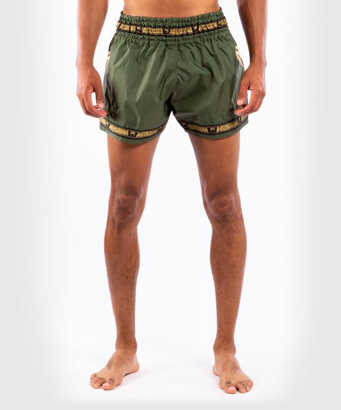VENUM: PARACHUTE MUAY THAI SHORTS - KHAKI/GULD