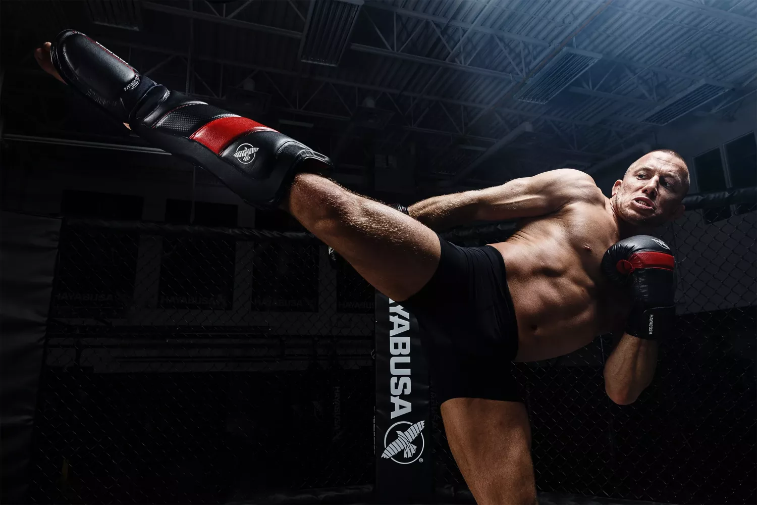 En guide för benskydd inom olika kampsporter