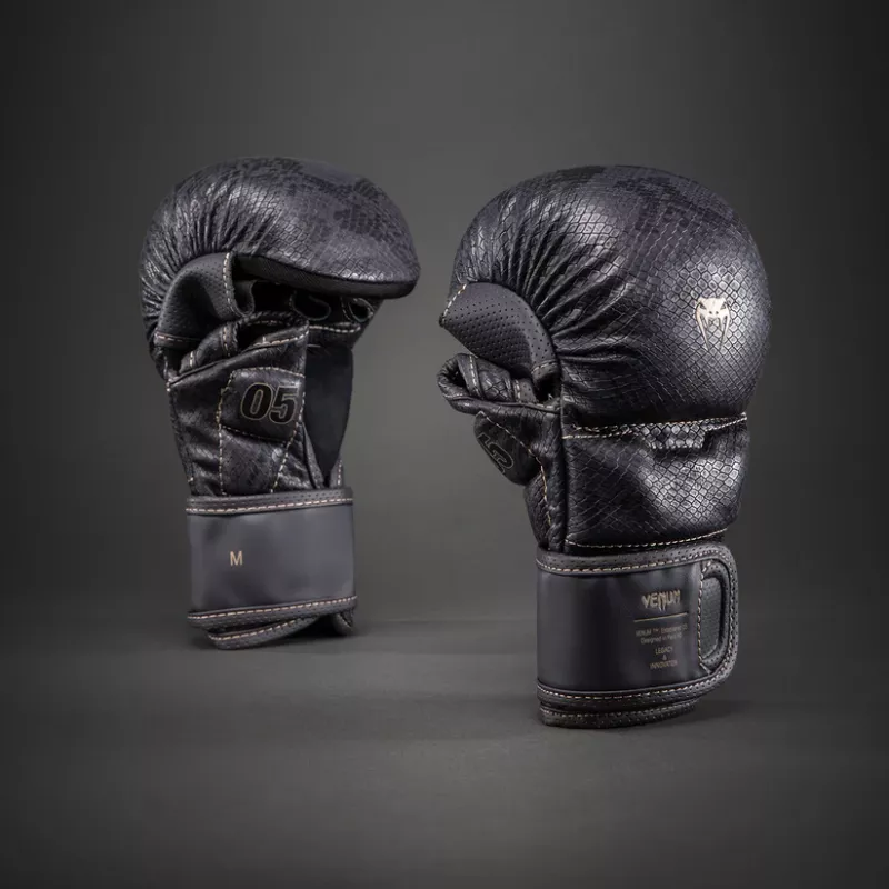 VENUM: IMPACT EVO SCALES MMA SPARRING GLOVES - MÖRKLILA