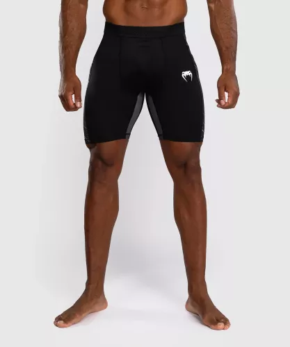 VENUM: TECTONIC RAPID VALE TUDO SHORTS - SVART/GRÅ/VIT
