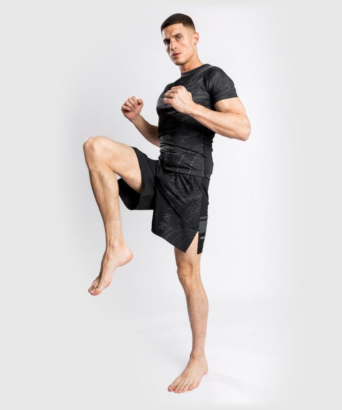 VENUM: YKZ21 FIGHTSHORTS – SVART/SVART