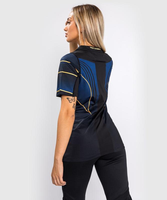 VENUM: UFC AUTHENTIC FIGHT NIGHT 2.0 WOMEN'S WALKOUT JERSEY - BLÅ/SVART/GULD