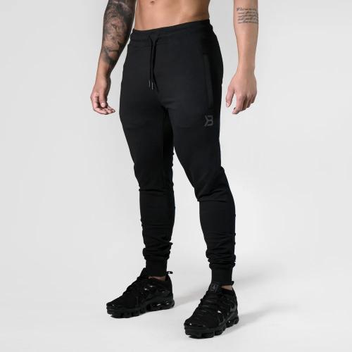 Buy training pants & tights for men from well-known brands!
