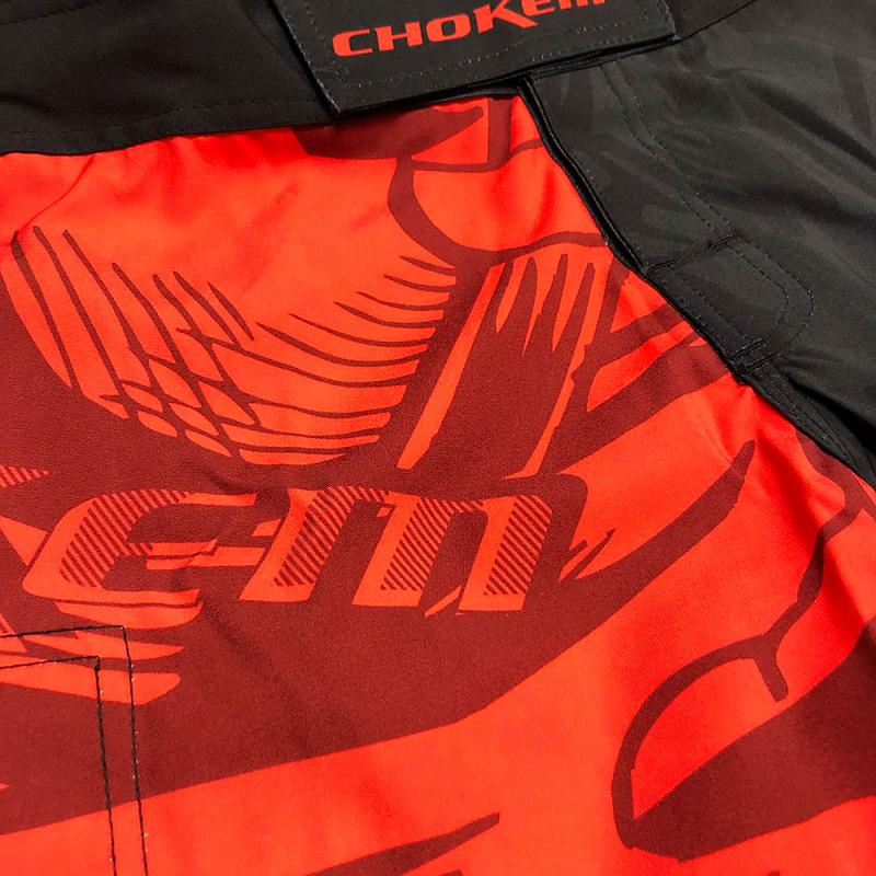 CHOKEM: KIDS BRAWL MMA SHORTS - SVART/RÖD