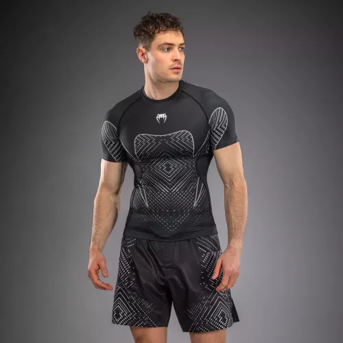 VENUM: MIDNIGHT FURY SHORT SLEEVE RASHGUARD - SVART / GRÅ / SILVER
