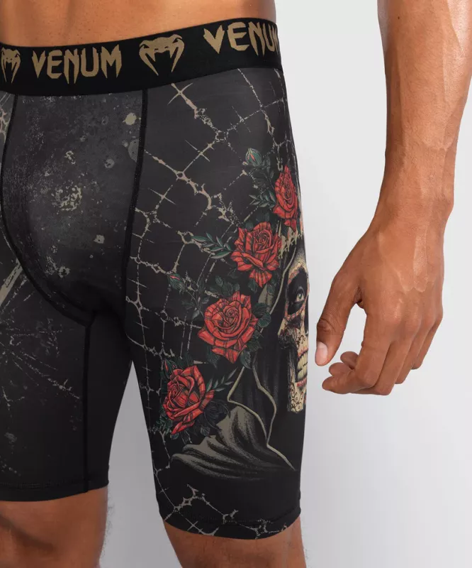 VENUM: SANTA MUERTE 5.0 VALE TUDO SHORTS - SVART/GULD