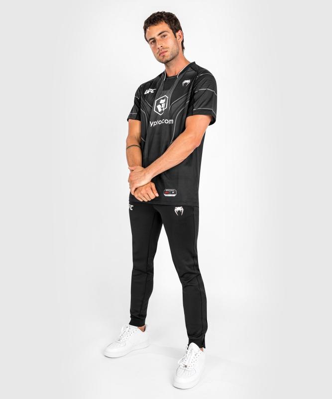 VENUM: UFC AUTHENTIC FIGHT NIGHT 2.0 MEN'S WALKOUT JERSEY - SVART