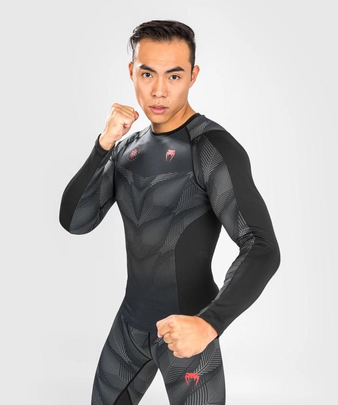 VENUM: PHANTOM RASHGUARD LÅNGÄRMAD - SVART/RÖD