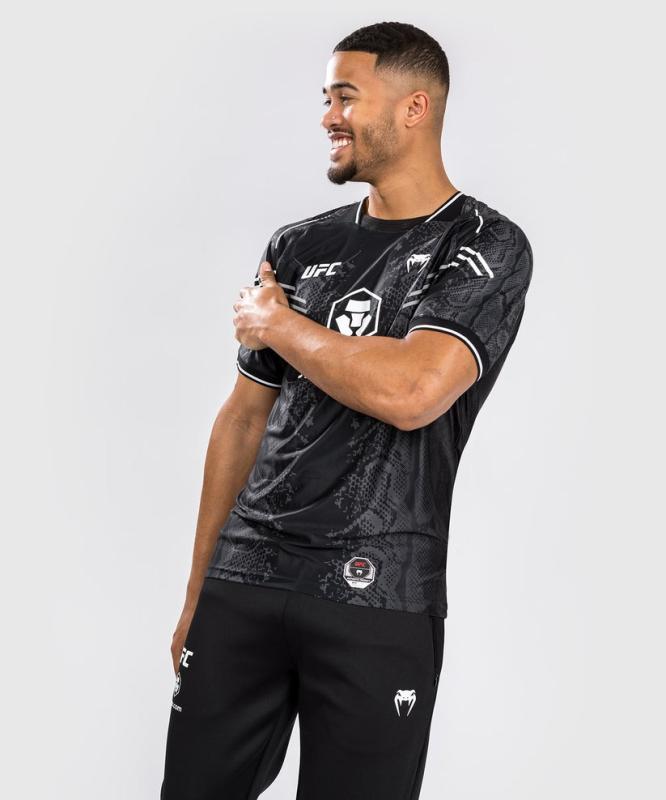 VENUM: UFC ADRENALINE AUTHENTIC FIGHT NIGHT MEN'S WALKOUT JERSEY - SVART