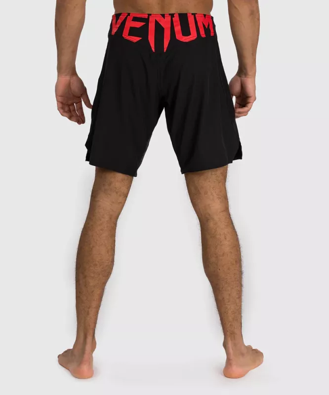 VENUM: LIGHT 5.0 FIGHT SHORTS - SVART/RÖD