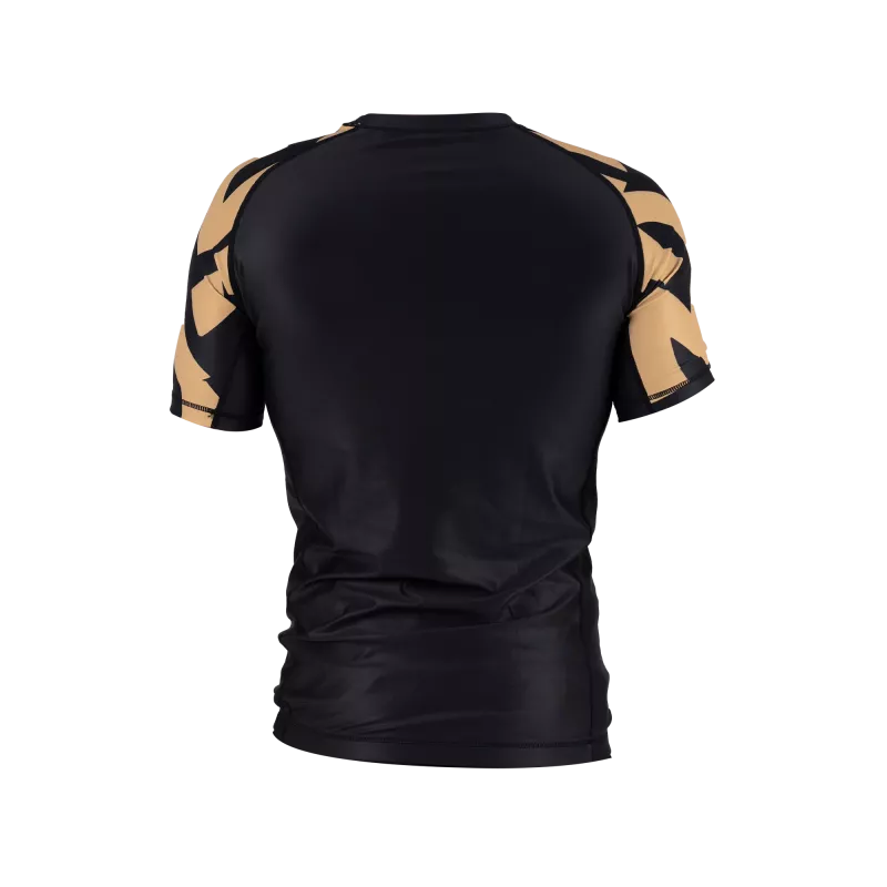 SCRAMBLE: BAKA RASHGUARD - SVART/GULD