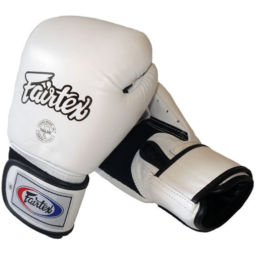 FAIRTEX: UNIVERSAL MUAY THAI BOXNINGSHANDSKAR - VIT