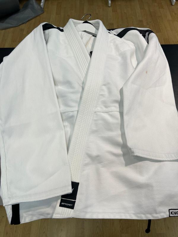 KINGZ: SPORT 2.0 JIU JITSU GI - VIT - OUTLET