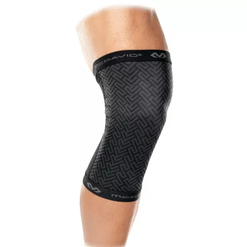 McDAVID: DUAL LAYER COMPRESSION KNEE SLEEVES - 1 PAR